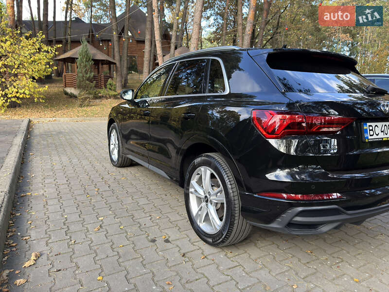 Позашляховик / Кросовер Audi Q3 2022 в Львові фото 4 Позашляховик / Кросовер Audi Q3 2022 в Львові