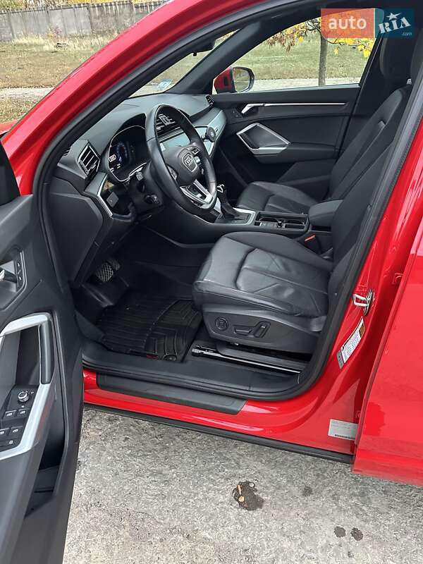 Позашляховик / Кросовер Audi Q3 2019 в Запоріжжі фото 12 Позашляховик / Кросовер Audi Q3 2019 в Запоріжжі