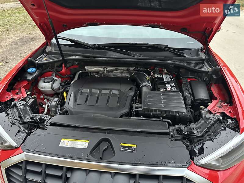 Позашляховик / Кросовер Audi Q3 2019 в Запоріжжі фото 13 Позашляховик / Кросовер Audi Q3 2019 в Запоріжжі