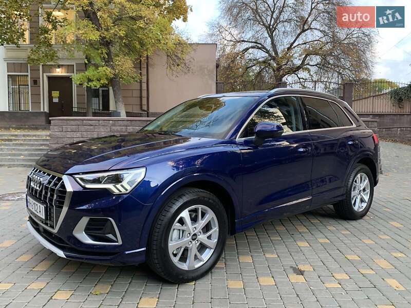Позашляховик / Кросовер Audi Q3 2022 в Одесі