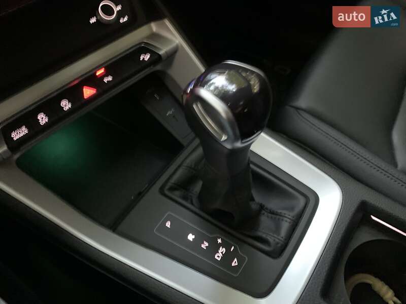 Позашляховик / Кросовер Audi Q3 2022 в Одесі