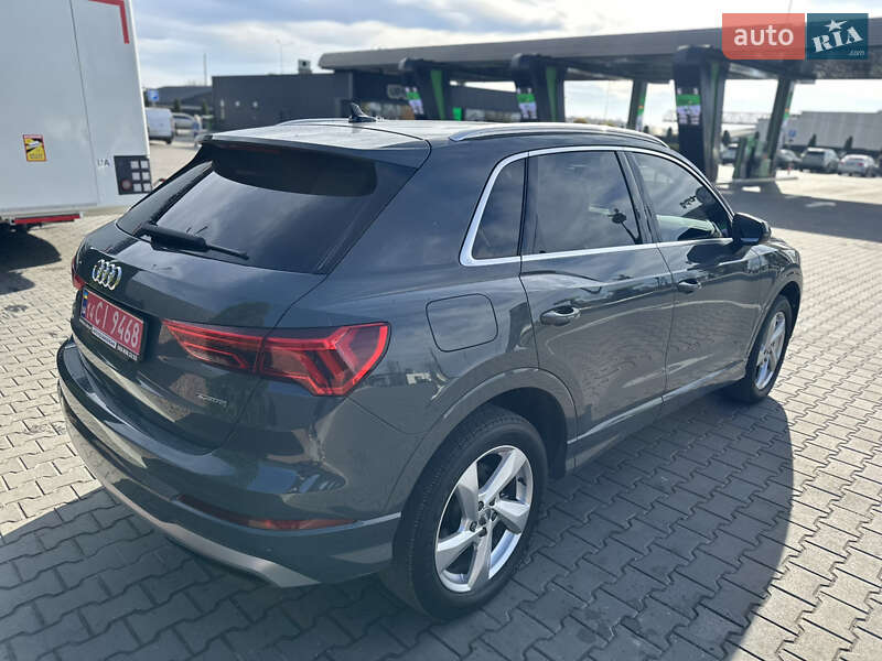 Внедорожник / Кроссовер Audi Q3 2019 в Тернополе
