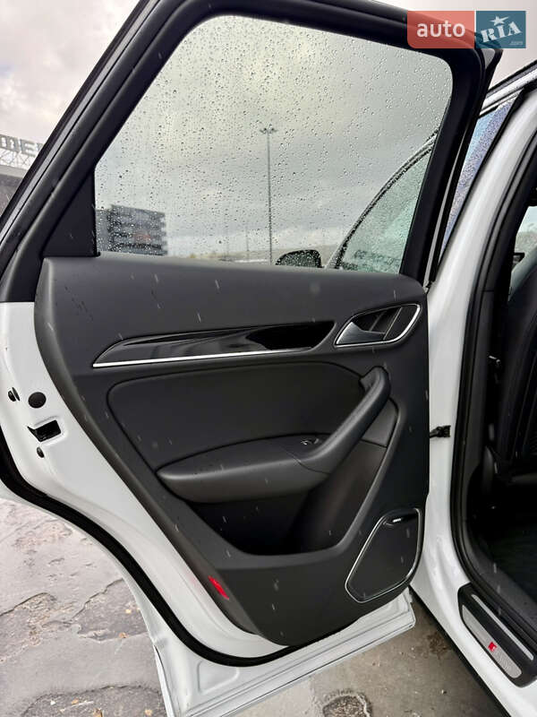 Позашляховик / Кросовер Audi Q3 2017 в Києві фото 17 Позашляховик / Кросовер Audi Q3 2017 в Києві