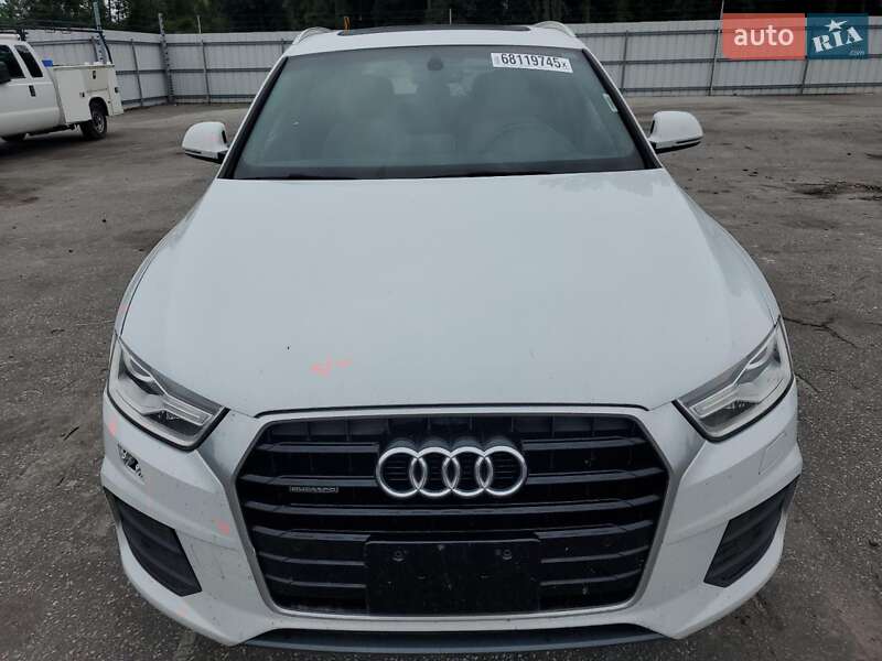 Позашляховик / Кросовер Audi Q3 2016 в Чернівцях