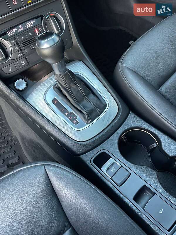 Позашляховик / Кросовер Audi Q3 2016 в Львові