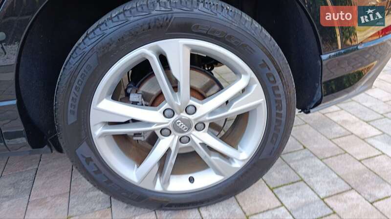 Внедорожник / Кроссовер Audi Q3 2019 в Стрые