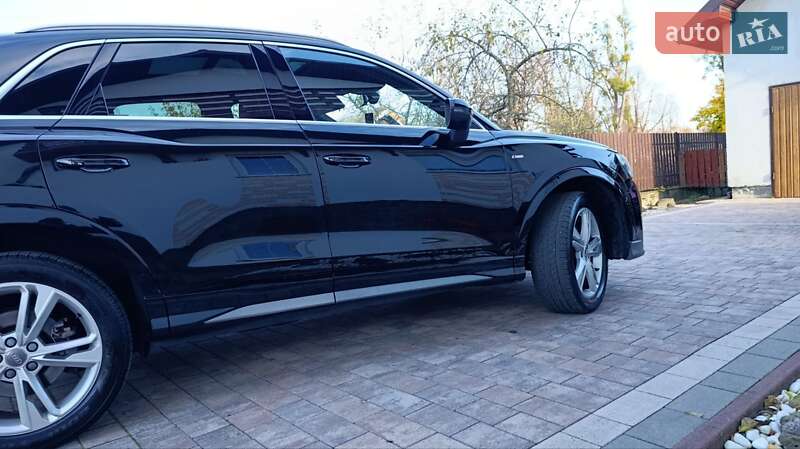 Внедорожник / Кроссовер Audi Q3 2019 в Стрые