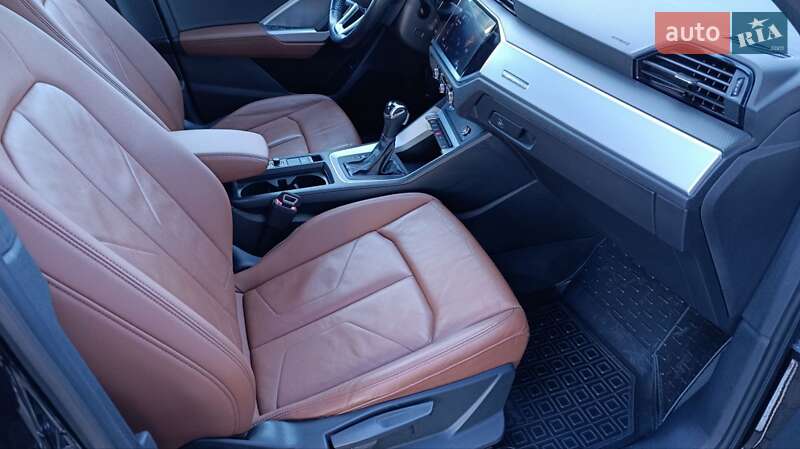 Внедорожник / Кроссовер Audi Q3 2019 в Стрые