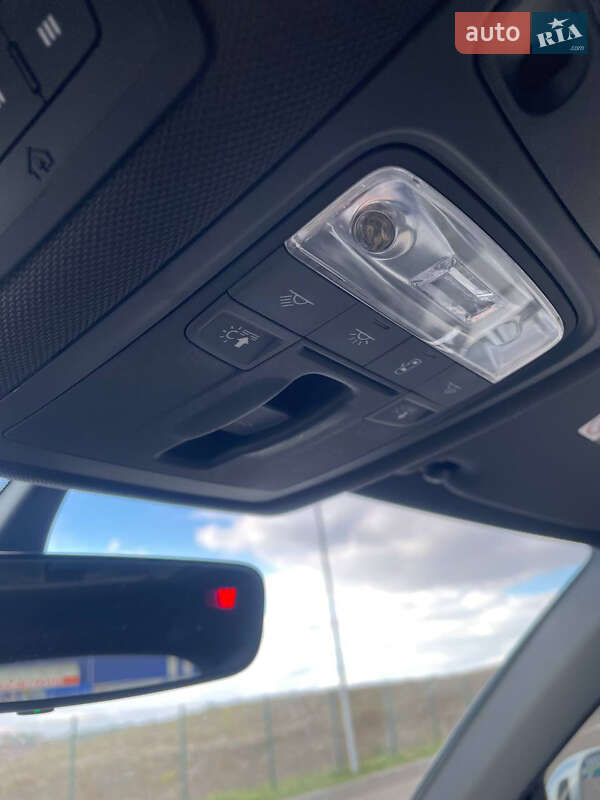 Внедорожник / Кроссовер Audi Q3 2016 в Ровно