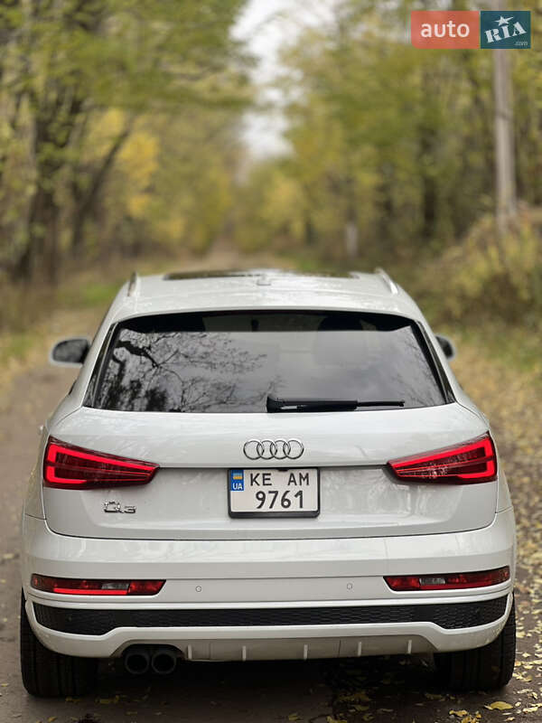 Внедорожник / Кроссовер Audi Q3 2018 в Днепре