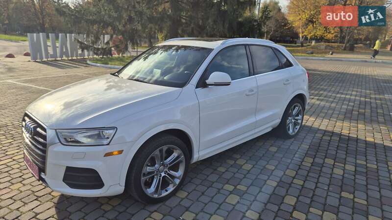Внедорожник / Кроссовер Audi Q3 2016 в Луцке