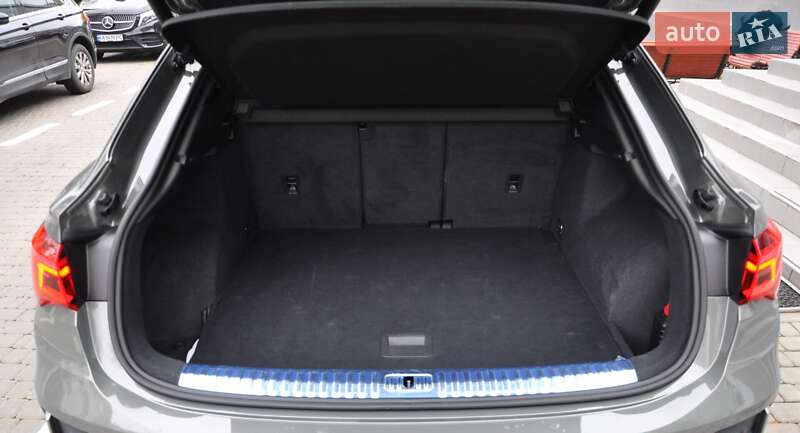 Внедорожник / Кроссовер Audi Q3 2020 в Одессе