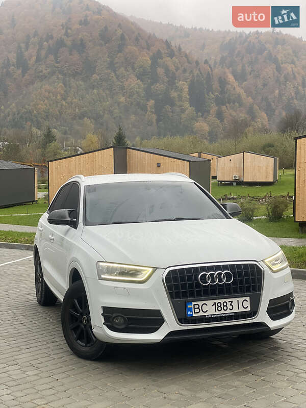 Позашляховик / Кросовер Audi Q3 2012 в Львові