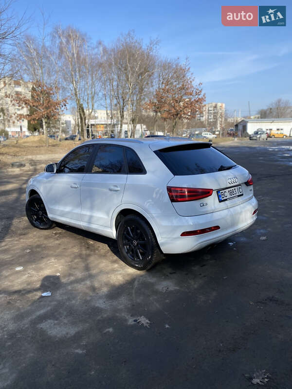 Позашляховик / Кросовер Audi Q3 2012 в Львові