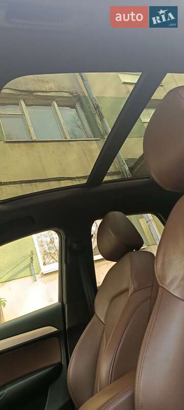 Внедорожник / Кроссовер Audi Q3 2017 в Львове