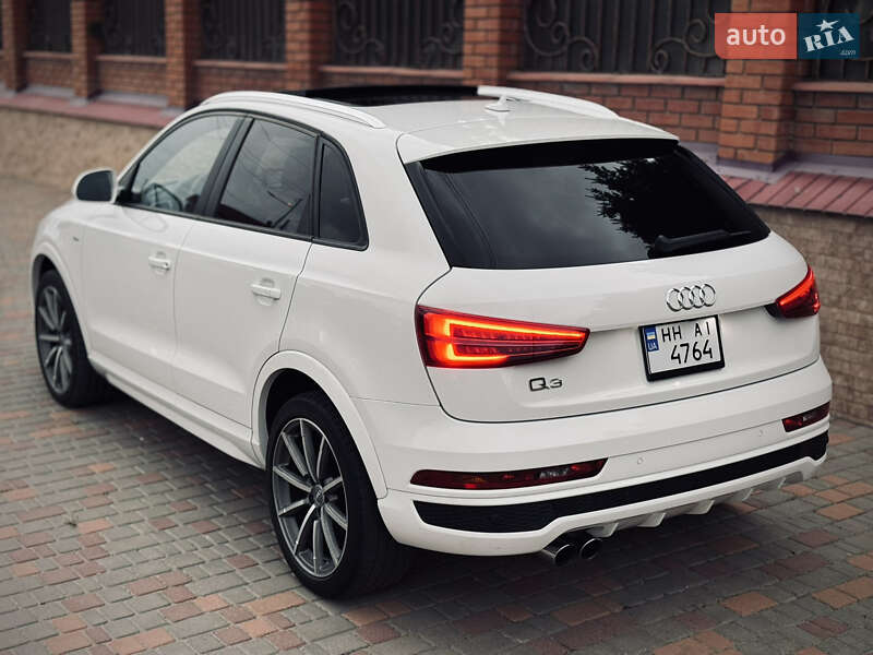 Позашляховик / Кросовер Audi Q3 2017 в Одесі