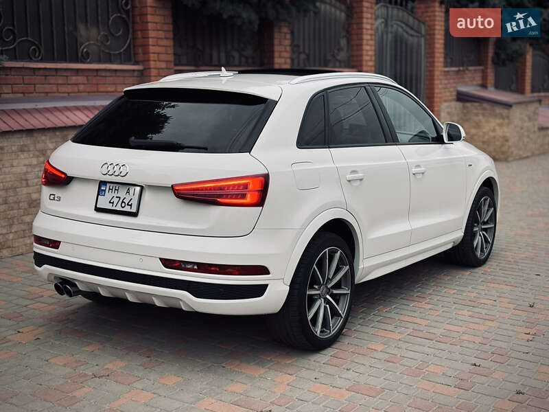 Позашляховик / Кросовер Audi Q3 2017 в Одесі