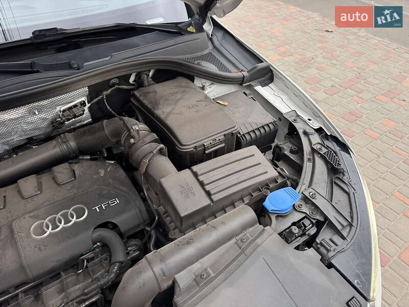 Позашляховик / Кросовер Audi Q3 2017 в Одесі