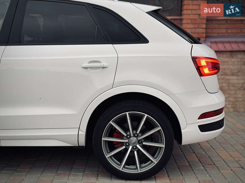 Позашляховик / Кросовер Audi Q3 2017 в Одесі