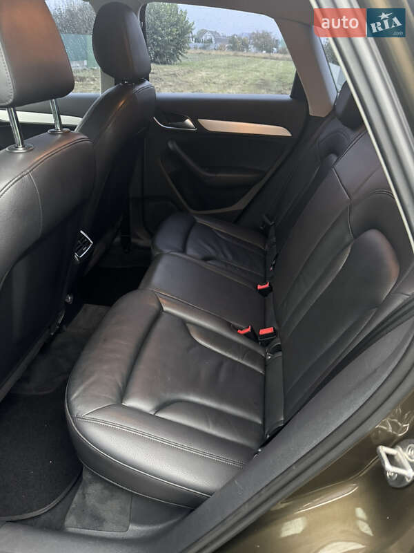 Позашляховик / Кросовер Audi Q3 2014 в Києві фото 9 Позашляховик / Кросовер Audi Q3 2014 в Києві