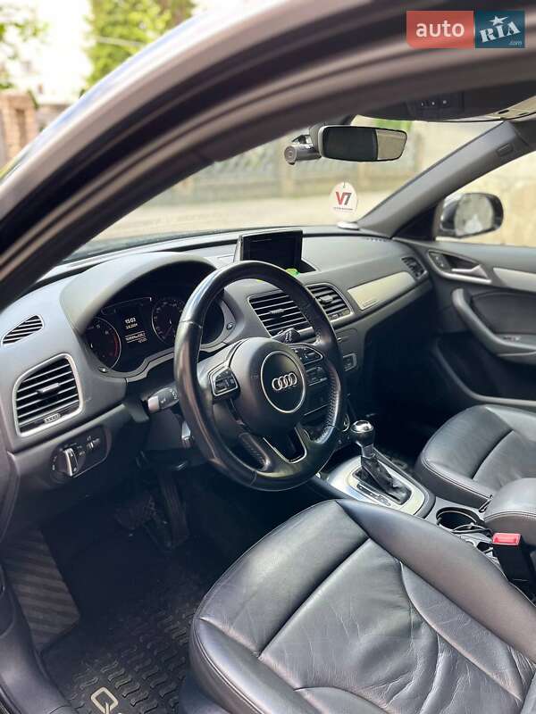 Позашляховик / Кросовер Audi Q3 2016 в Тернополі