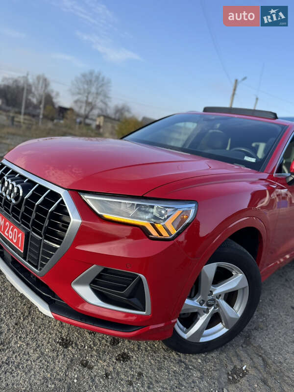 Внедорожник / Кроссовер Audi Q3 2019 в Вижнице