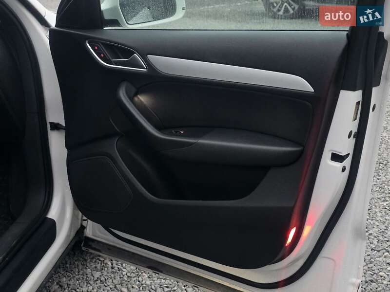 Внедорожник / Кроссовер Audi Q3 2017 в Тернополе фото 40 Внедорожник / Кроссовер Audi Q3 2017 в Тернополе