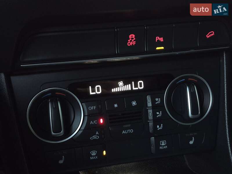 Позашляховик / Кросовер Audi Q3 2016 в Львові