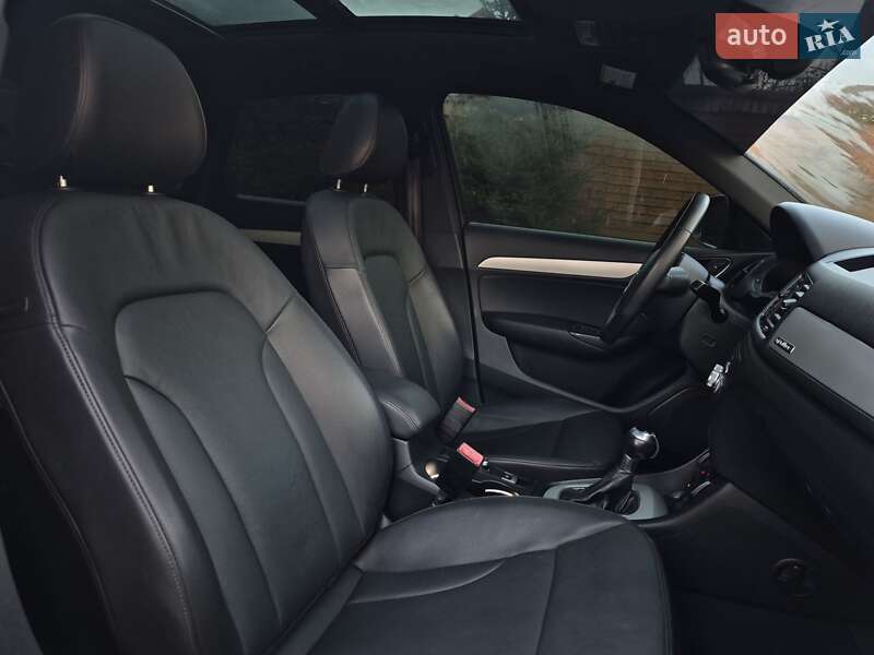 Позашляховик / Кросовер Audi Q3 2016 в Львові