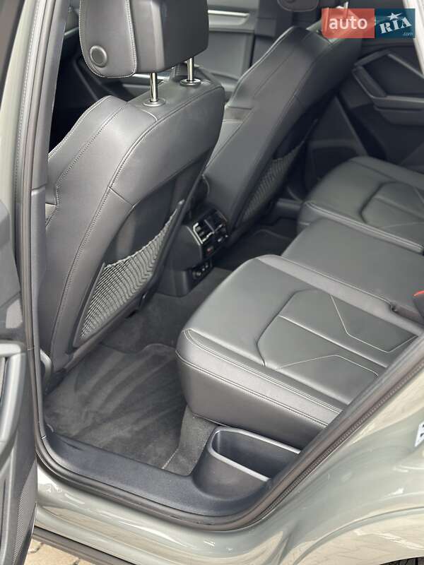 Внедорожник / Кроссовер Audi Q3 2023 в Киеве