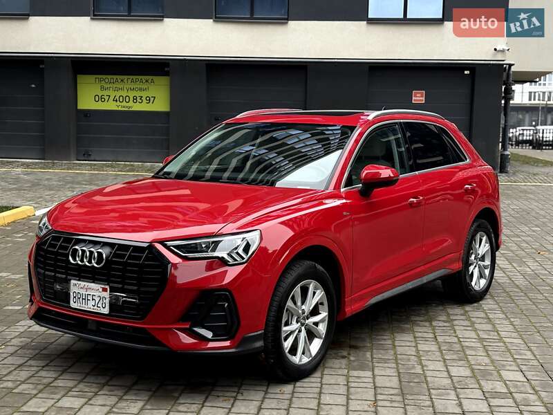 Позашляховик / Кросовер Audi Q3 2020 в Івано-Франківську