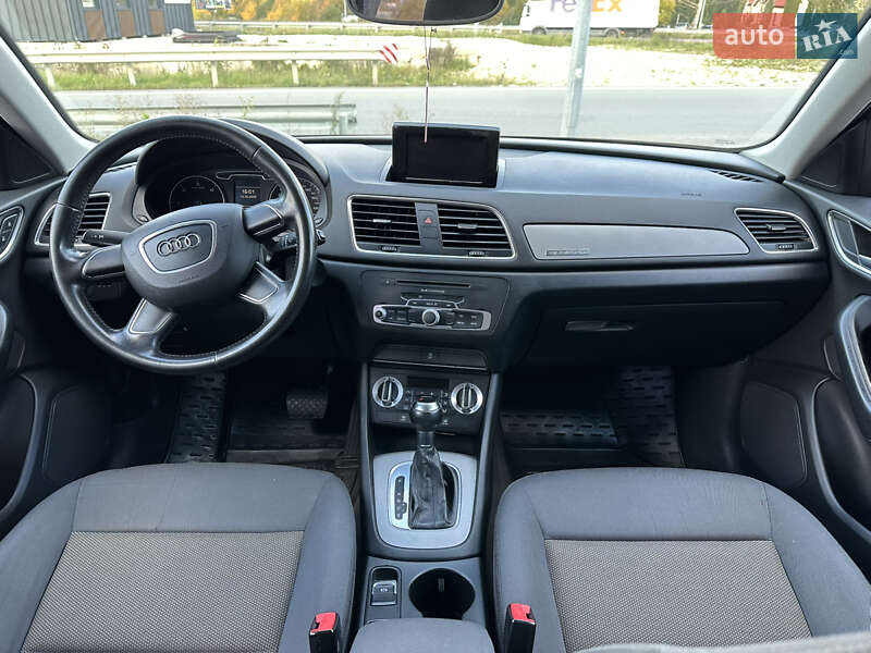 Внедорожник / Кроссовер Audi Q3 2012 в Тернополе фото 38 Внедорожник / Кроссовер Audi Q3 2012 в Тернополе