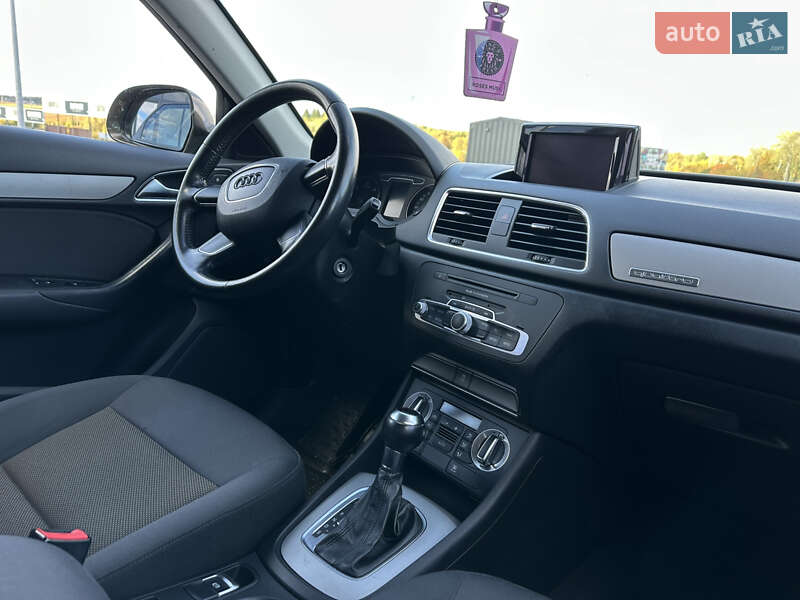 Внедорожник / Кроссовер Audi Q3 2012 в Тернополе фото 43 Внедорожник / Кроссовер Audi Q3 2012 в Тернополе