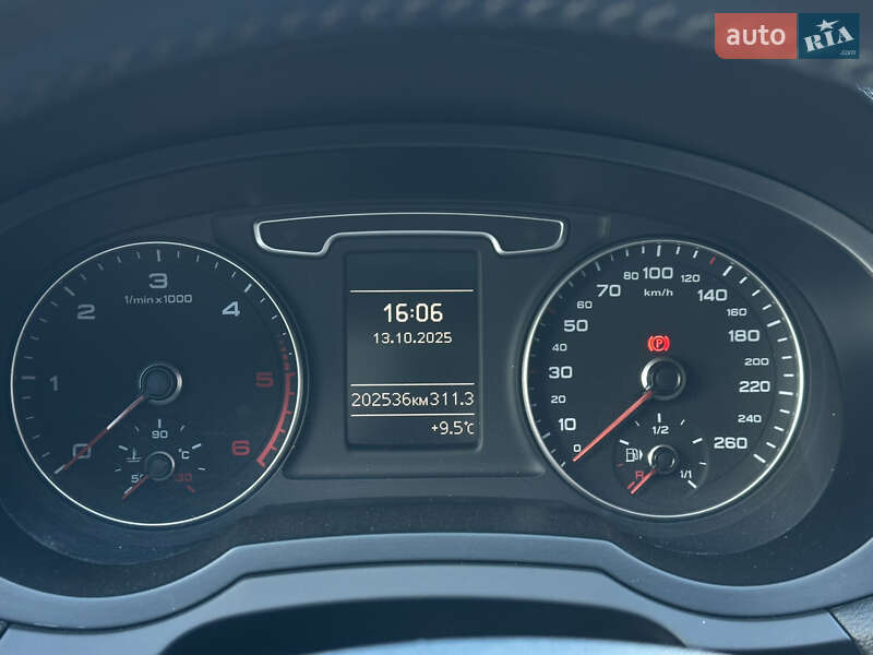 Внедорожник / Кроссовер Audi Q3 2012 в Тернополе фото 51 Внедорожник / Кроссовер Audi Q3 2012 в Тернополе