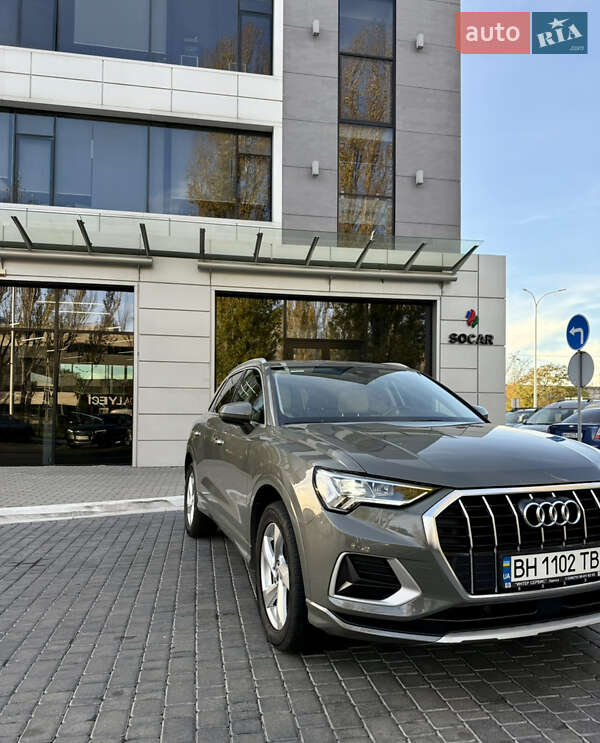 Позашляховик / Кросовер Audi Q3 2019 в Одесі фото 7 Позашляховик / Кросовер Audi Q3 2019 в Одесі