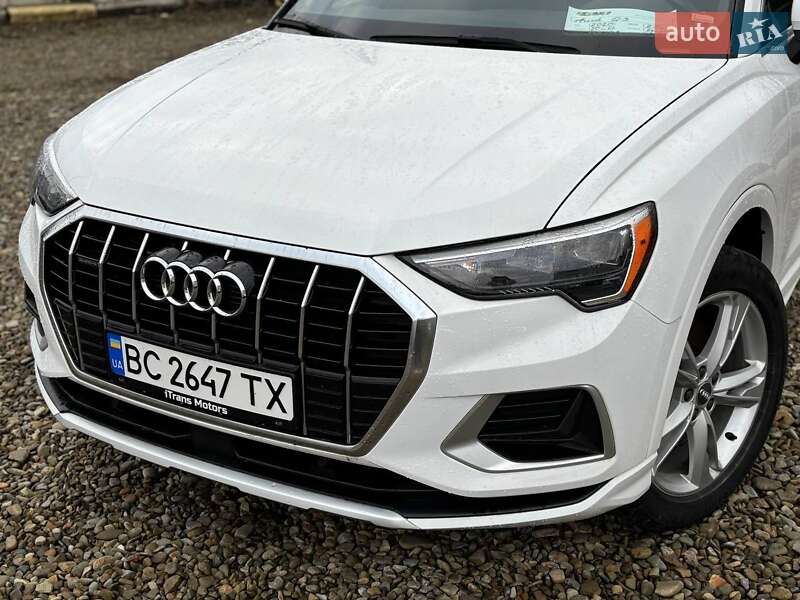 Внедорожник / Кроссовер Audi Q3 2020 в Стрые