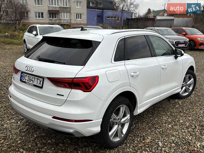 Внедорожник / Кроссовер Audi Q3 2020 в Стрые
