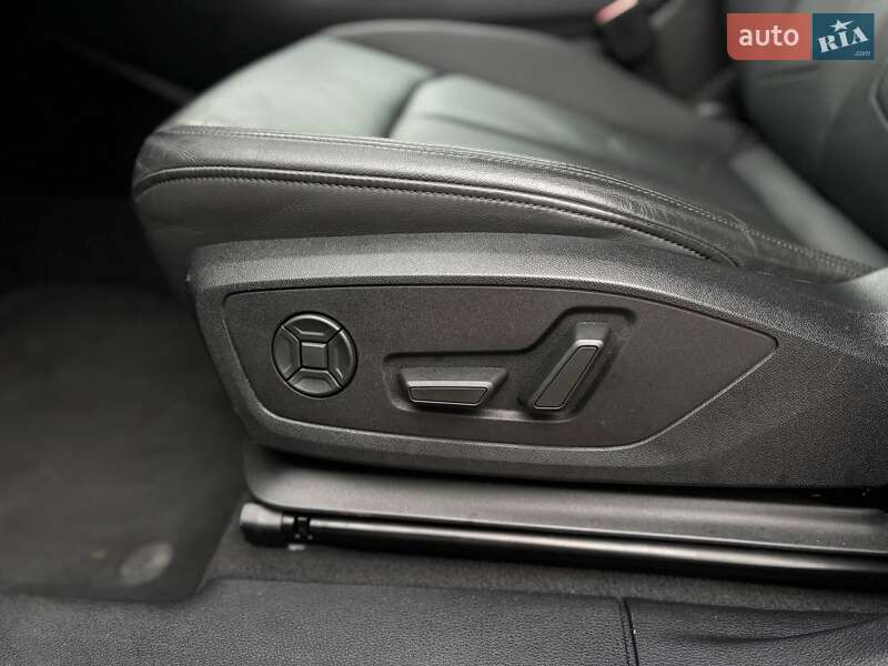 Внедорожник / Кроссовер Audi Q3 2020 в Стрые