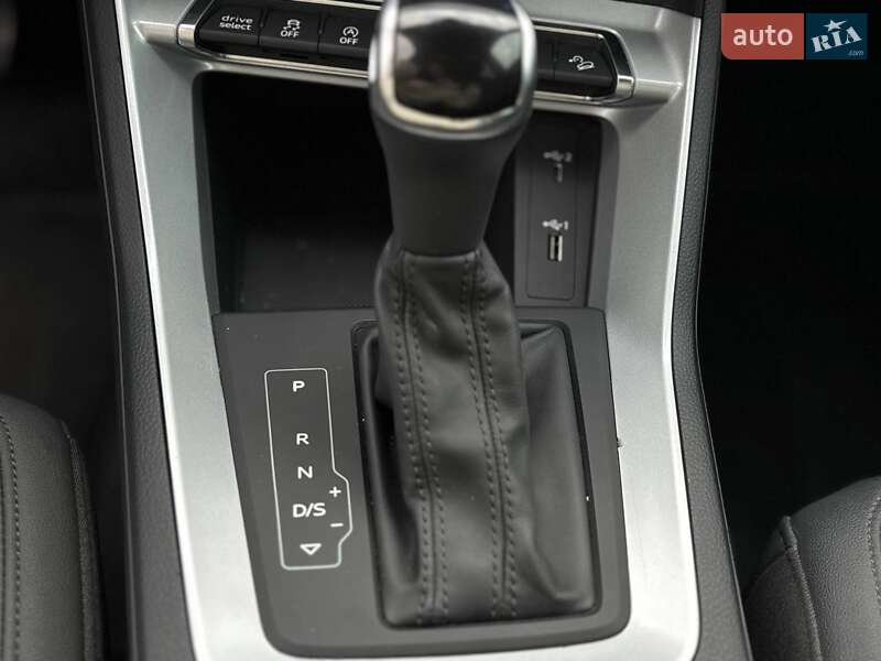 Внедорожник / Кроссовер Audi Q3 2020 в Стрые