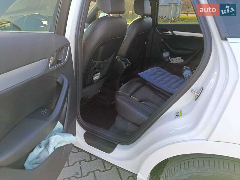 Позашляховик / Кросовер Audi Q3 2015 в Хотині фото 14 Позашляховик / Кросовер Audi Q3 2015 в Хотині