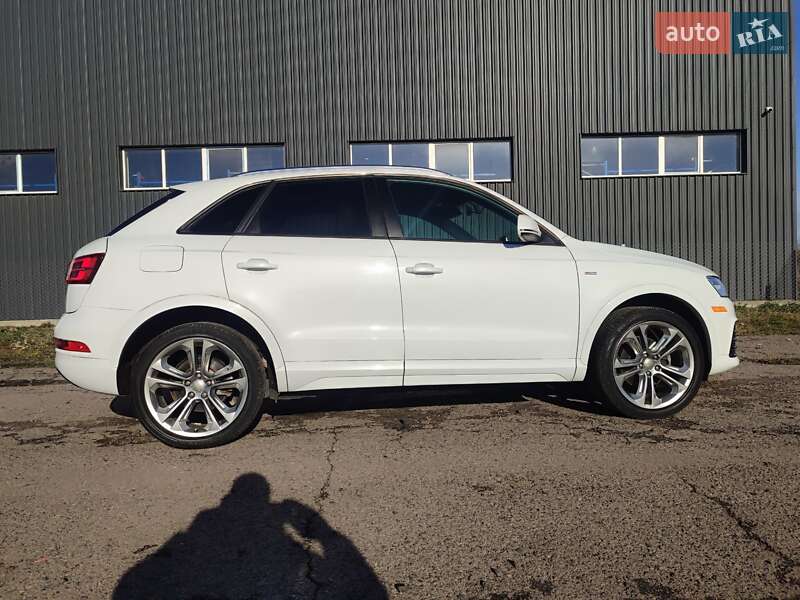 Внедорожник / Кроссовер Audi Q3 2018 в Луцке