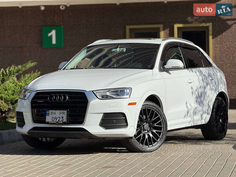 Позашляховик / Кросовер Audi Q3 2015 в Одесі