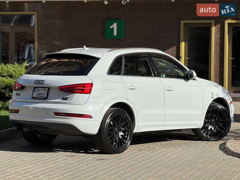 Позашляховик / Кросовер Audi Q3 2015 в Одесі