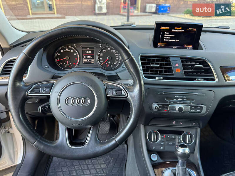 Позашляховик / Кросовер Audi Q3 2015 в Одесі