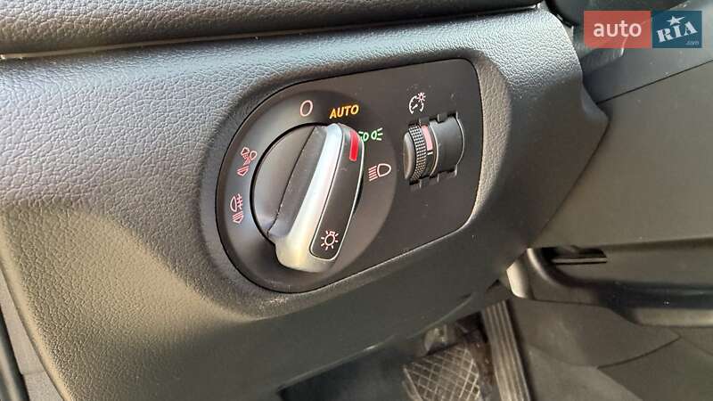 Позашляховик / Кросовер Audi Q3 2017 в Києві