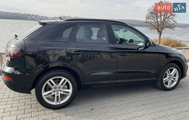 Позашляховик / Кросовер Audi Q3 2017 в Тернополі