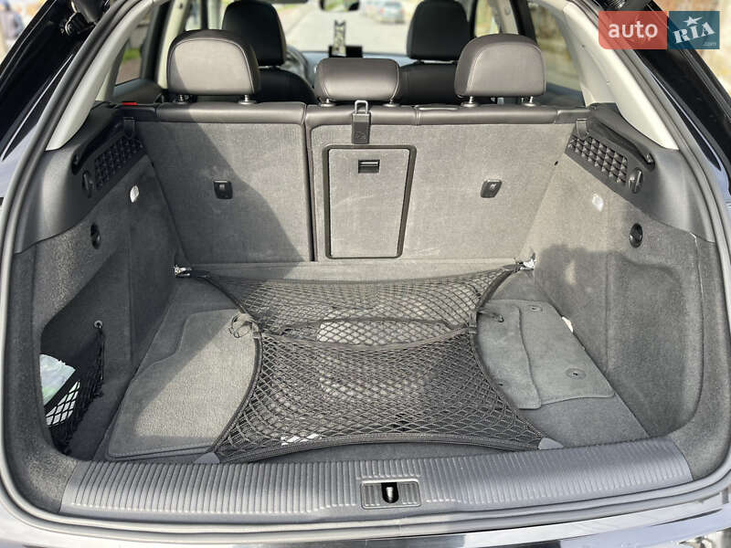 Позашляховик / Кросовер Audi Q3 2017 в Тернополі