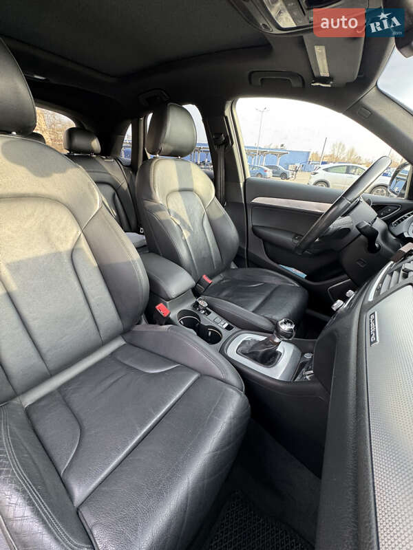 Позашляховик / Кросовер Audi Q3 2015 в Києві