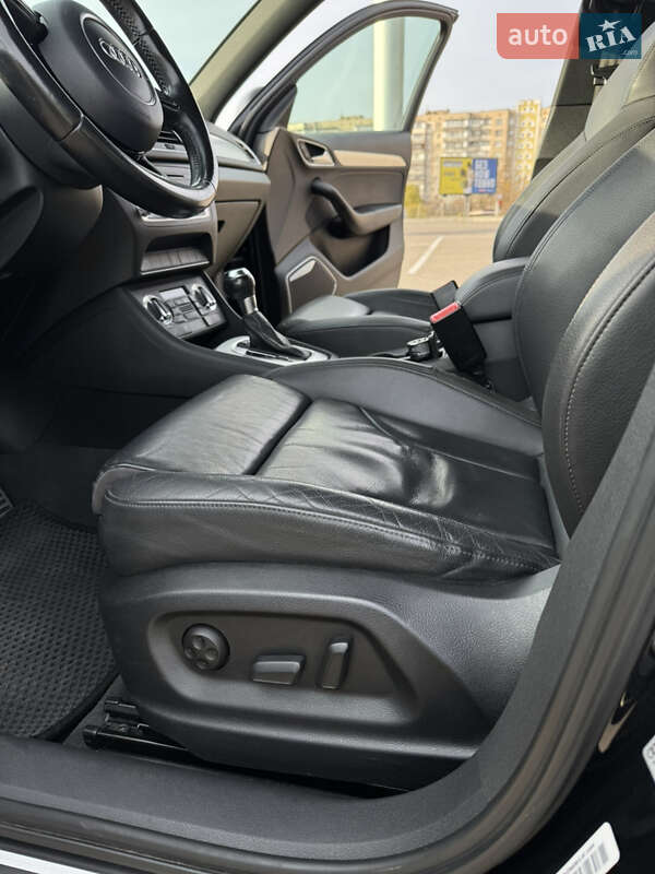 Позашляховик / Кросовер Audi Q3 2015 в Києві