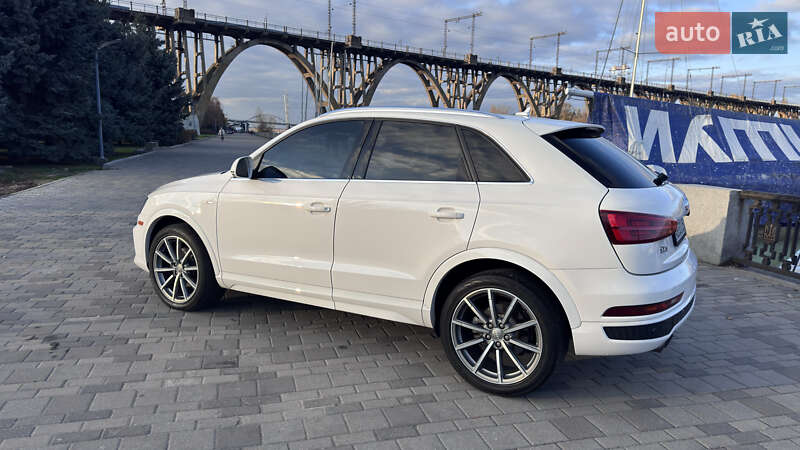 Позашляховик / Кросовер Audi Q3 2018 в Дніпрі